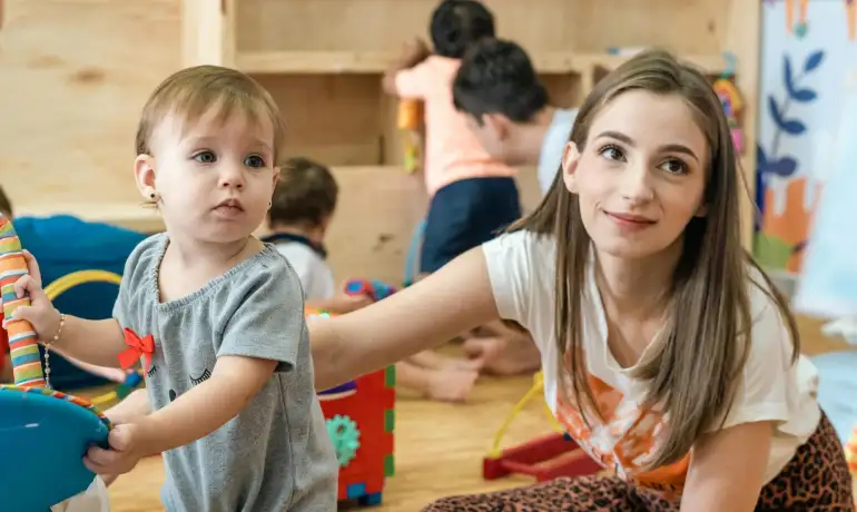 7 Proven Infant Care Tips to Help First-Time Parents Thrive
